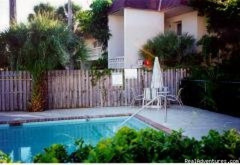 Pool | Beechwood Cove - Sarasota/Siesta Key | Image #2/6 | 