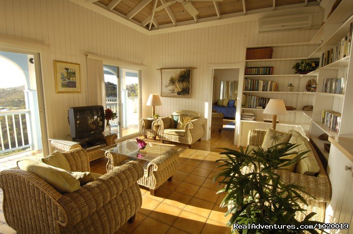 Great Room | 3 Bd/3 Bth Villa Sundance has Pool, Hot Tub & View | Image #11/24 | 