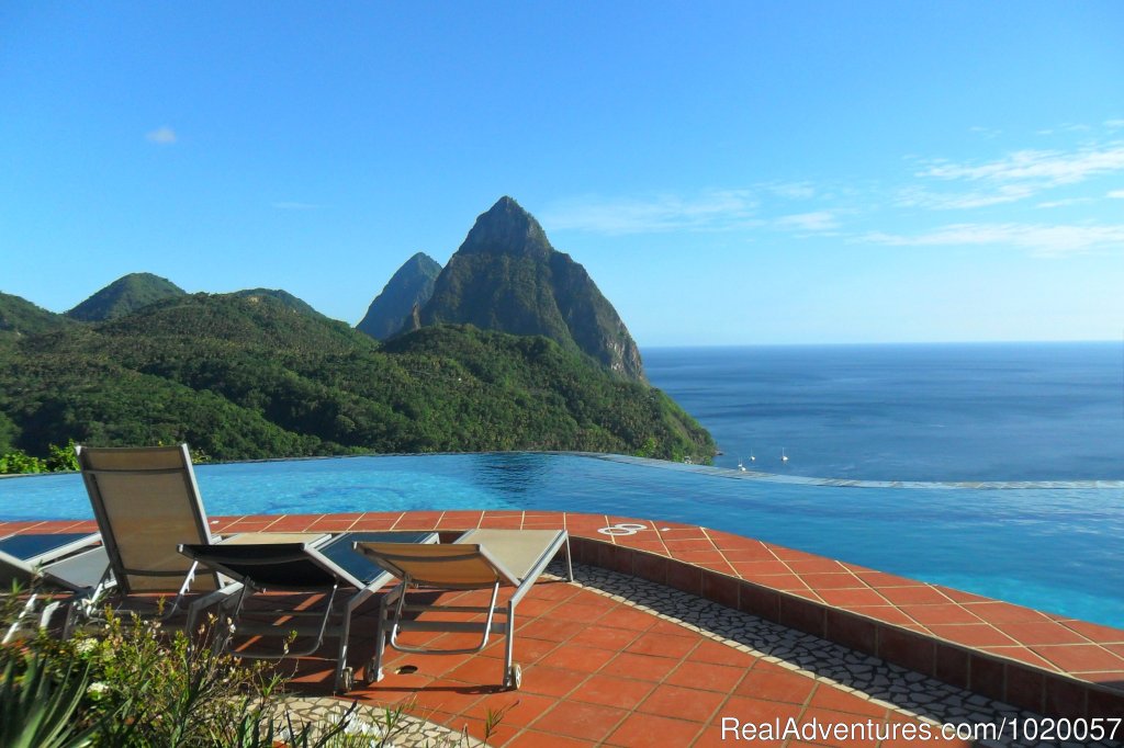 Infinity Pool | La Haut Resort | Image #17/21 | 