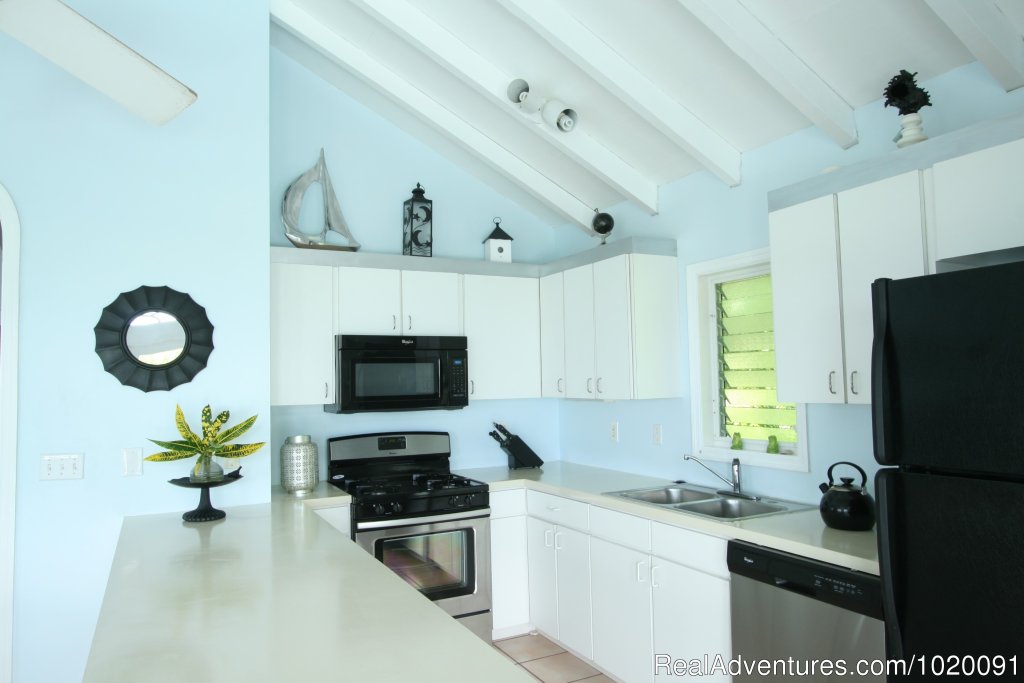 Charming 2 Bed/2 Bath Villa With Hot Tub And Views | Image #5/19 | 