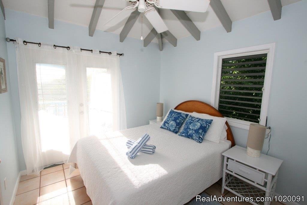 Upstairs Master Bedroom | Charming 2 Bed/2 Bath Villa With Hot Tub And Views | Image #10/19 | 