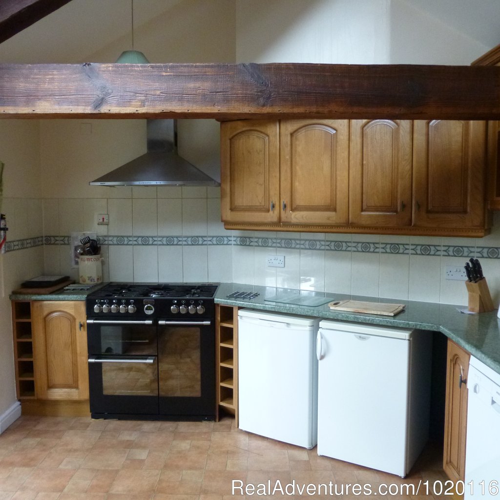 Old Chapel - Kitchen | Derbyshire Holidays | Image #9/16 | 