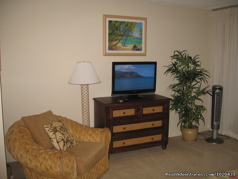 Master Bedroom | Cliff's Honeymoon Condo Princeville, Kauai, Hawaii | Image #12/23 | 