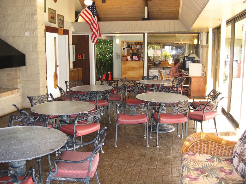 Cliffs Recreation Room and Pool | Cliff's Honeymoon Condo Princeville, Kauai, Hawaii | Image #20/23 | 