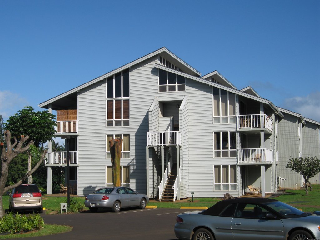 Cliffs Building | Cliff's Honeymoon Condo Princeville, Kauai, Hawaii | Image #18/23 | 