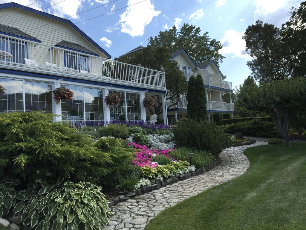 Lakeside Country Inn On Kamloops Lake | Image #10/12 | 