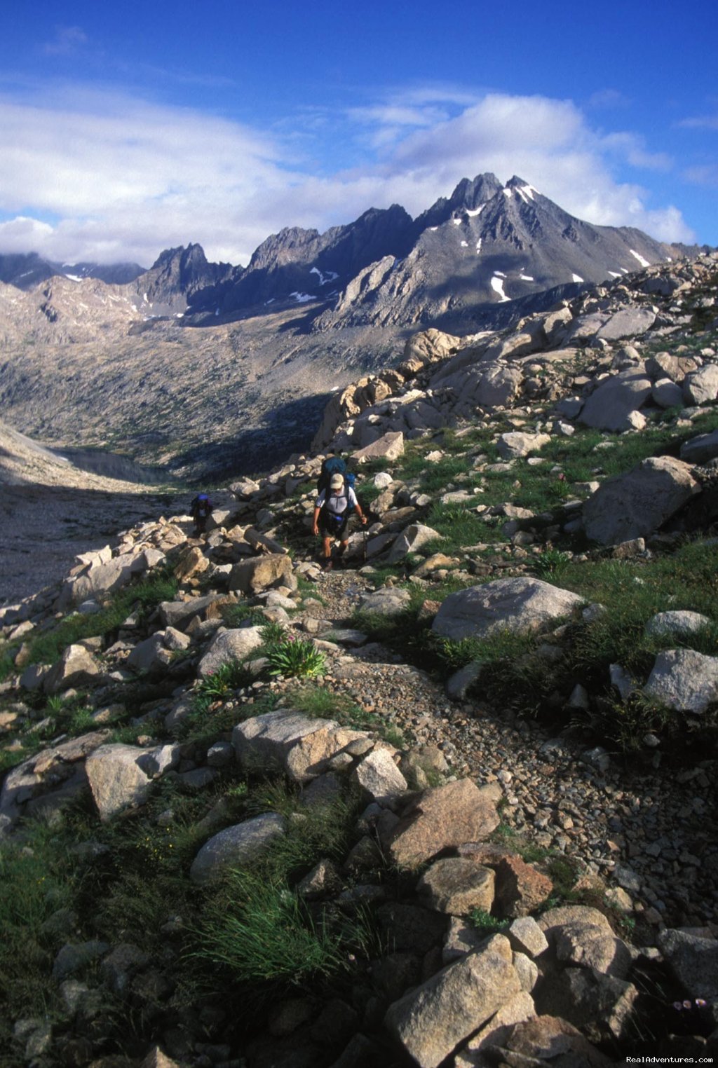 John Muir Trail (photo: Jay Ericson) | Southern Yosemite Mountain Guides | Image #2/19 | 