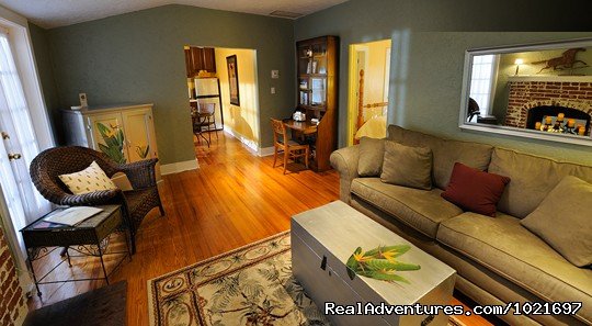 Mango Inn Bed & Breakfast | Image #3/4 | 