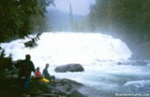 Photo #2 | Bowron Lakes: Jewel of the Cariboo | Image #2/3 | 