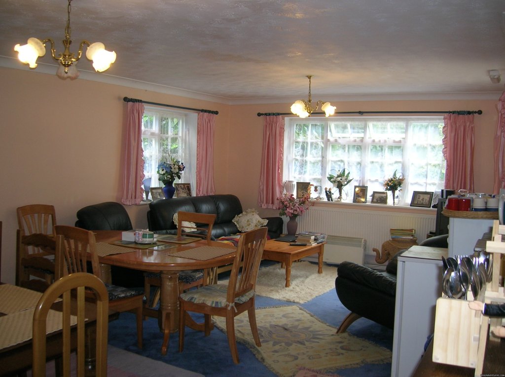 Beautiful Guest house / b&b near Gatwick airport | Image #7/7 | 