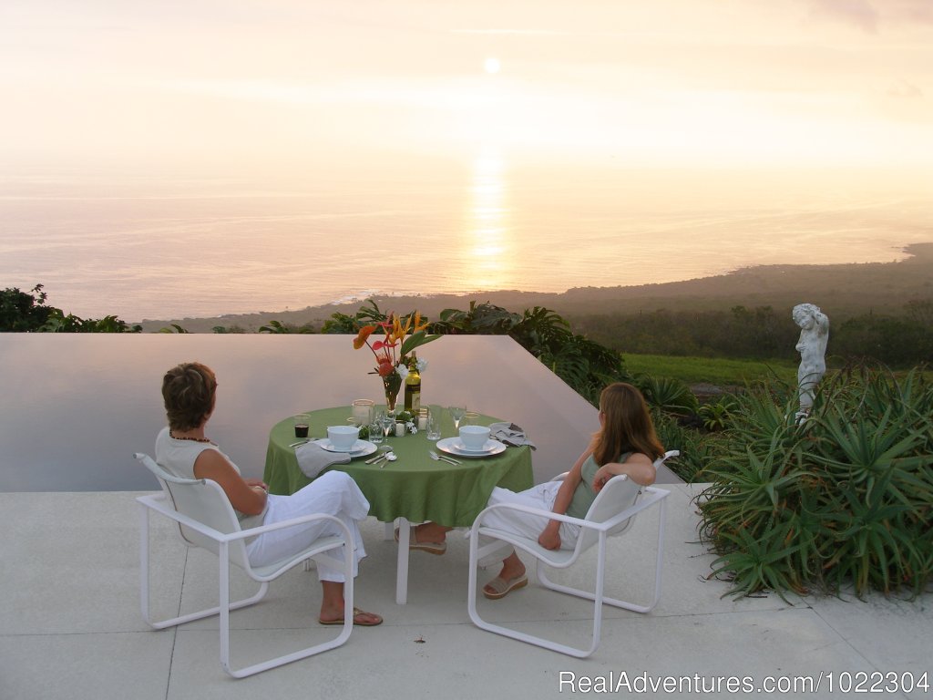 Poolside table | Horizon Guest House | Image #5/13 | 