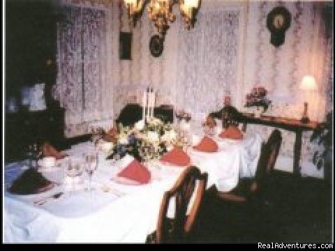 Dining Area. | Tucker Hill Inn | Middlebury, Connecticut  | Bed & Breakfasts | Image #1/4 | 