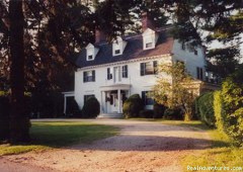 Photo #1 | Hampton Terrace Bed & Breakfast | Lenox, Massachusetts  | Bed & Breakfasts | Image #1/3 | 