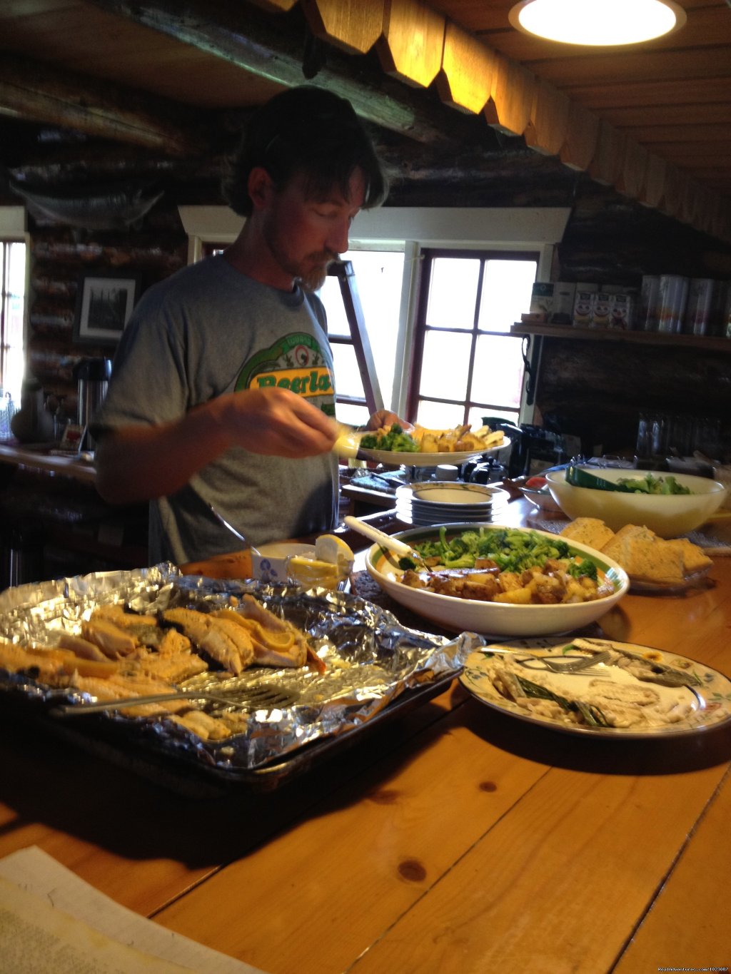 Dinner at Iniakuk Lodge | Alaska's Iniakuk Lake Wilderness Lodge | Image #7/22 | 