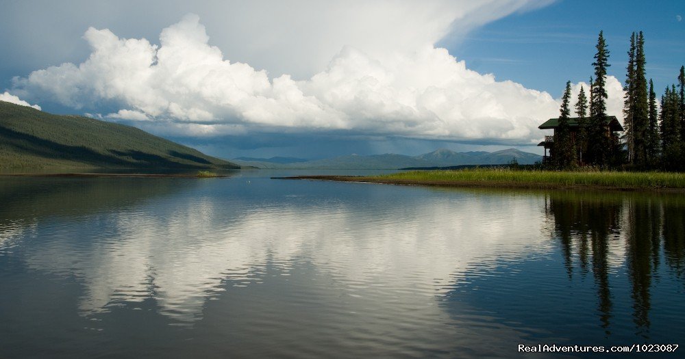 Iniakuk Lake, Brooks Range, Alaska | Alaska's Iniakuk Lake Wilderness Lodge | Image #3/22 | 