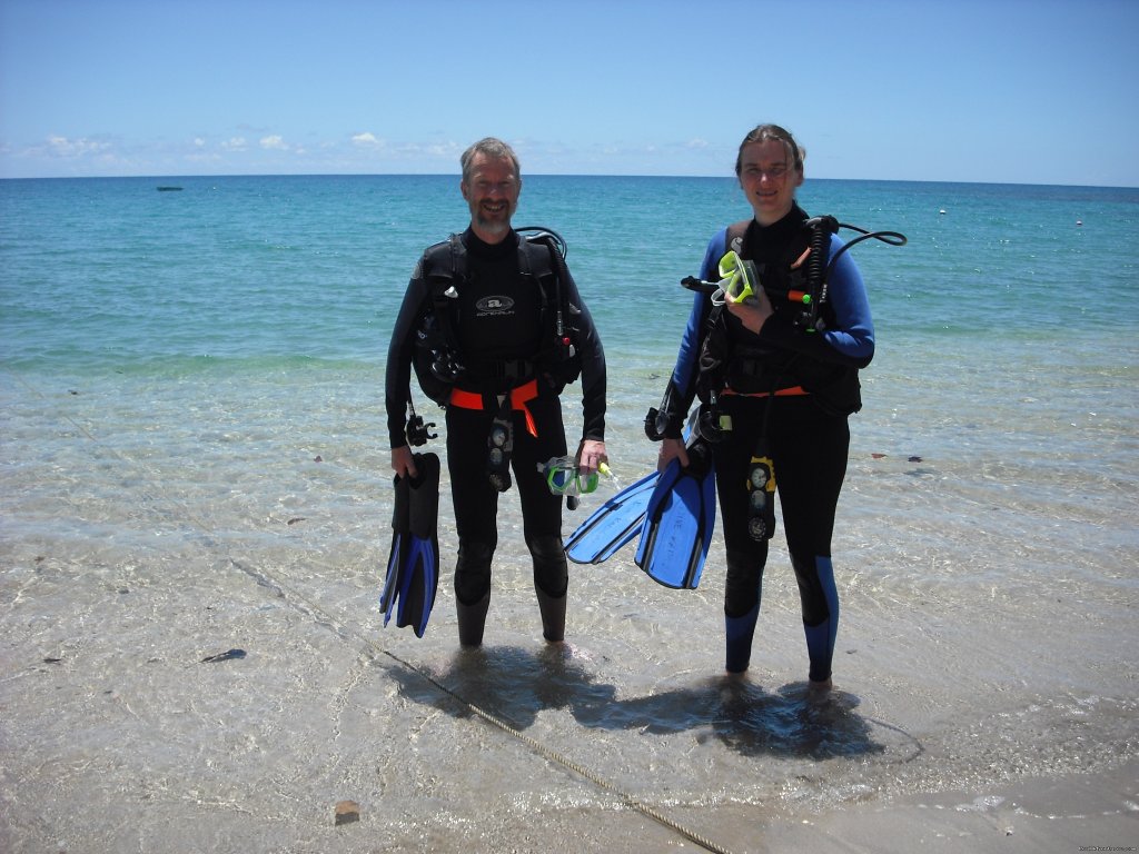 Contented Divers | Dive Kadavu / Matana Beach Resort | Image #16/26 | 