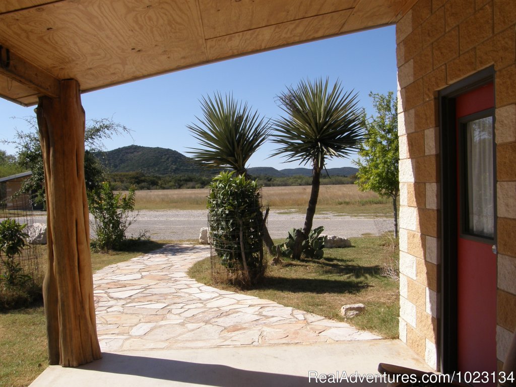 Secluded Cabin in Texas Hill Country on Frio River | Image #11/12 | 