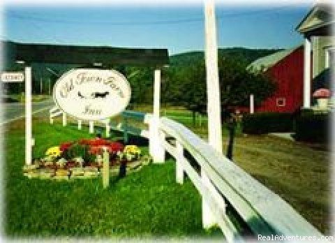 Photo #5 | Old Town Farm Inn | Image #4/6 | 