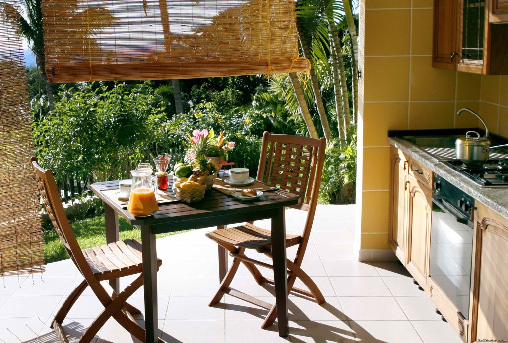 Terrasse studio grand large | Hotel Habitation Grande Anse | Image #2/3 | 