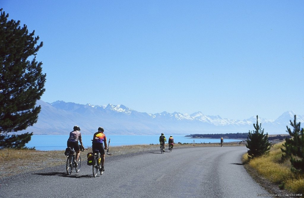 Lunch At Arrowtown, South Island | Pedaltours Bicycle Adventures | Image #5/19 | 