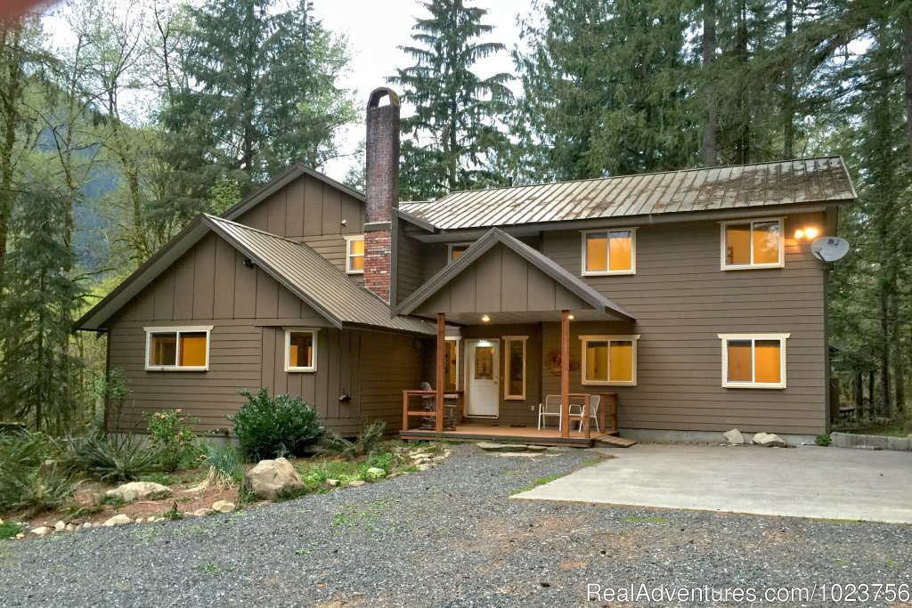 Mt. Baker Lodging - Cabin 3 | Mt. Baker Lodging Cabins At Mount Baker Washington | Image #5/21 | 