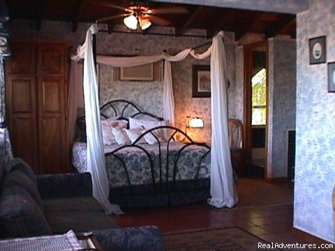 Honeymoon Suite