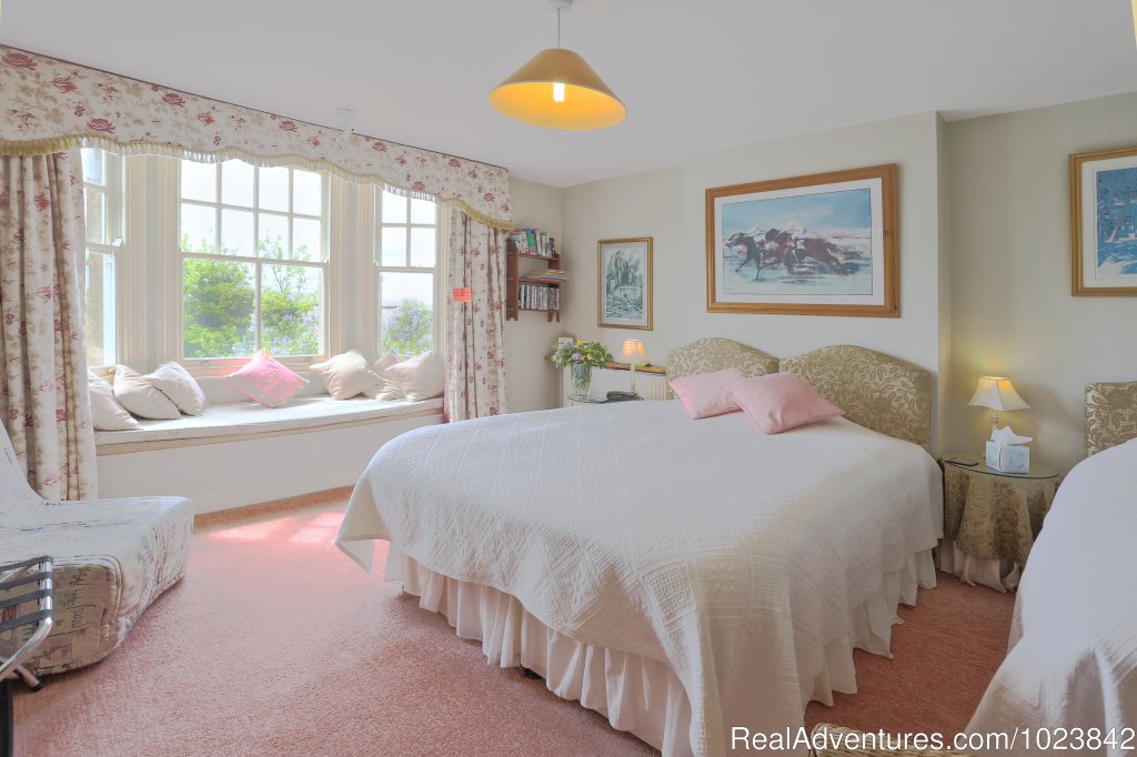 Bowers Hill Farm B&B - rural Cotswolds getaway | Image #16/20 | 