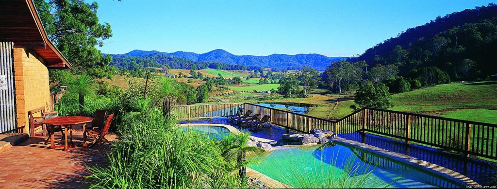 Pool and kitchen area | Friday Creek Retreat | Image #8/11 | 