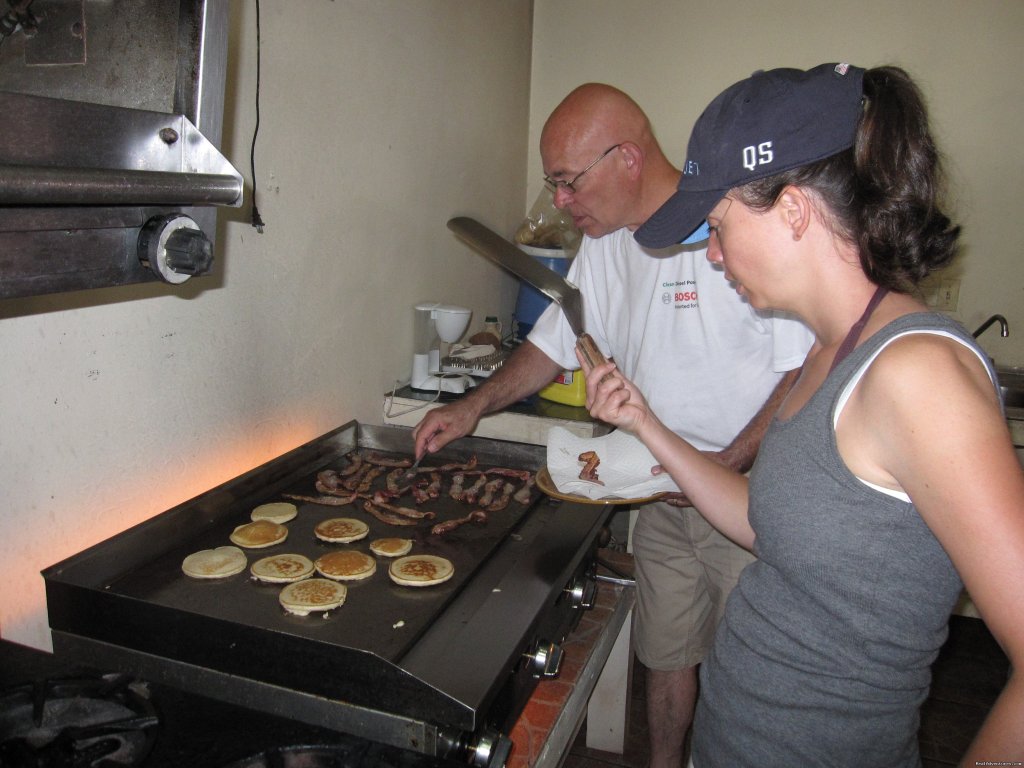 Cooking for a Full House | Green Parrot Beach Houses & Resort | Image #8/24 | 