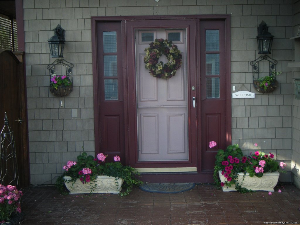 Murray House front door | Murray House:   It's a Special Place | Image #18/20 | 