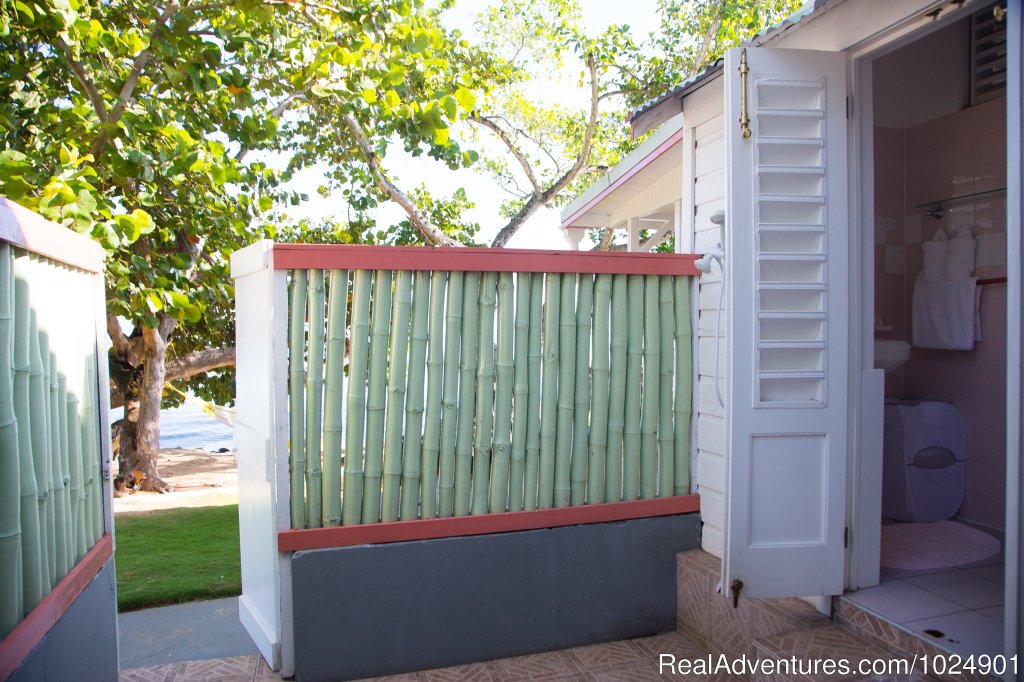 Outdoor Shower | Llantrissant - A Negril Beachhouse | Image #6/26 | 