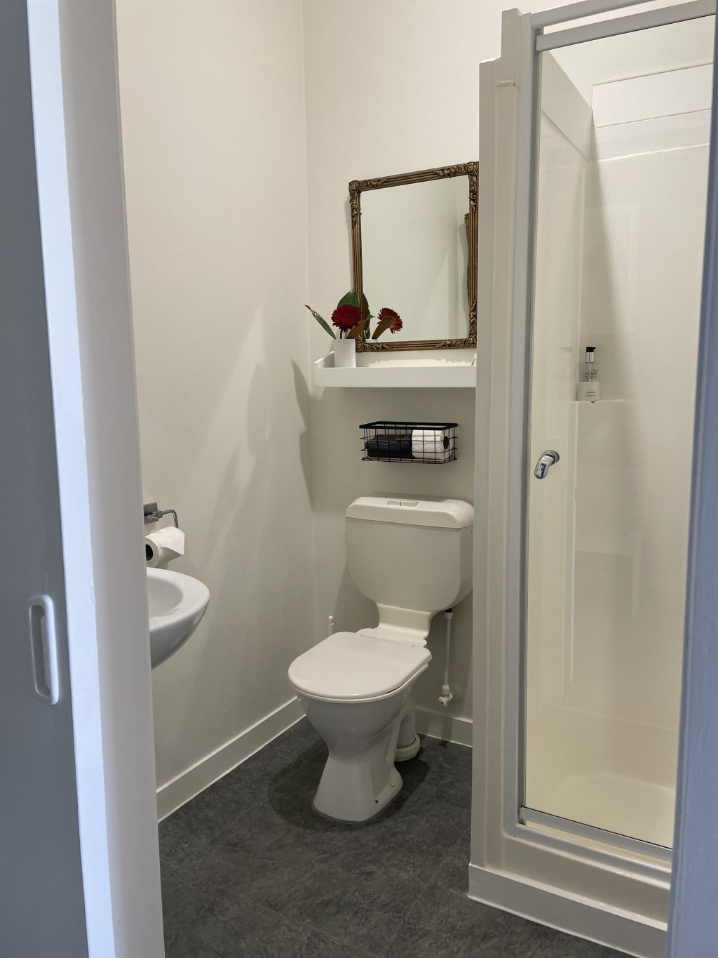 Front Of House | Auckland Boutique Affordable Accommodation | Image #8/11 | 