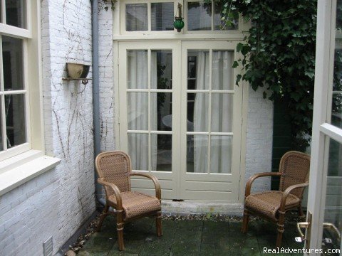 The Patio | Amsterdam Lodge B&B | Image #3/3 | 