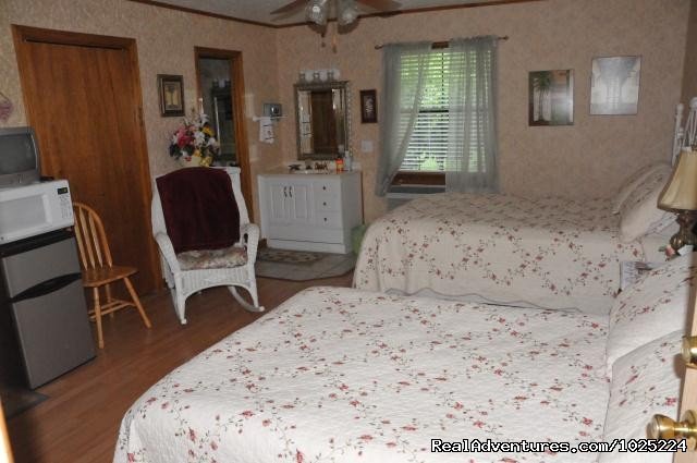 Julia's Cajun Country B & B | Julia's Cajun Country Bed & Breakfast | Image #8/14 | 