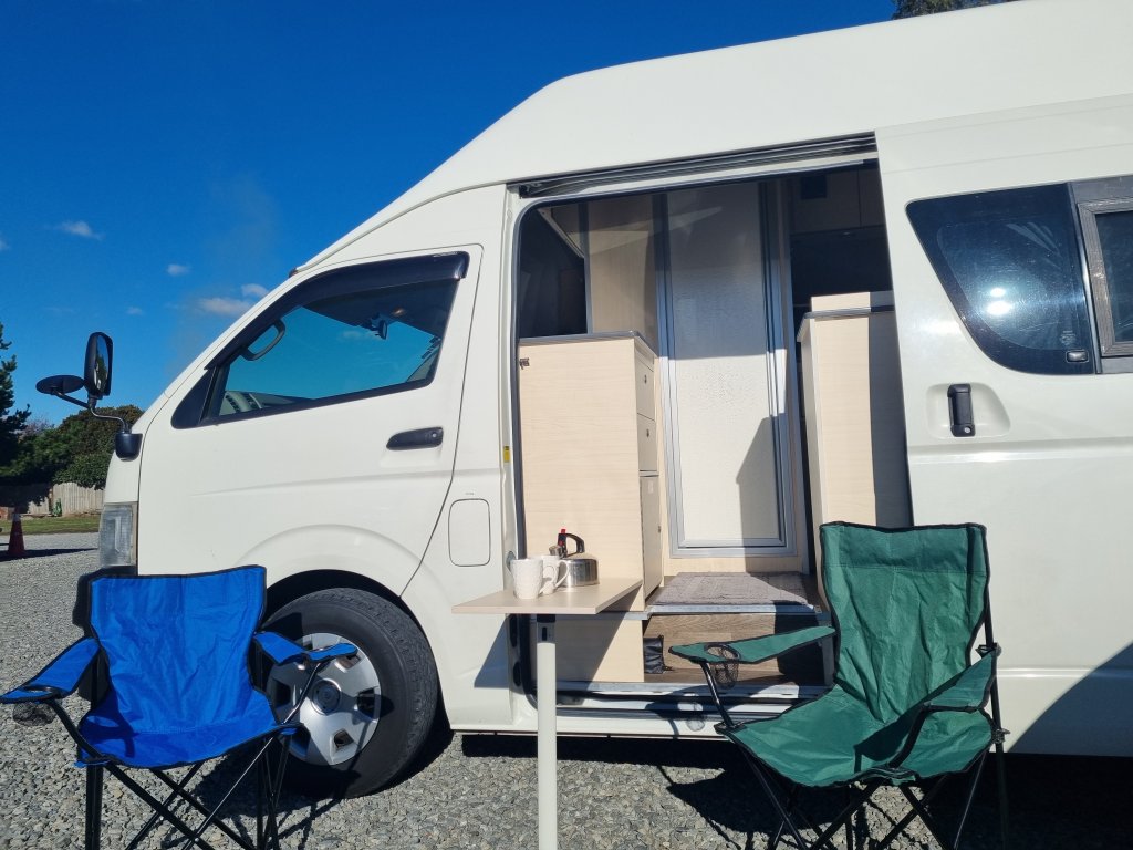 Fully Equipped Vans | Campasouth Rentals, Christchurch & Auckland | Christchurch, New Zealand | RV Rentals | Image #1/3 | 