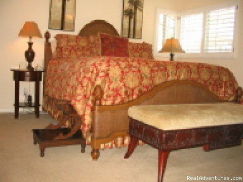 Master bedroom | Ivory Coast. . .by the Sea | Image #15/24 | 