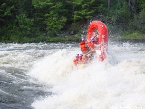 Photo #1 | horizon X rafting / kayak / Xpeditions | Calumet island, Quebec  | Rafting Trips | Image #1/2 | 