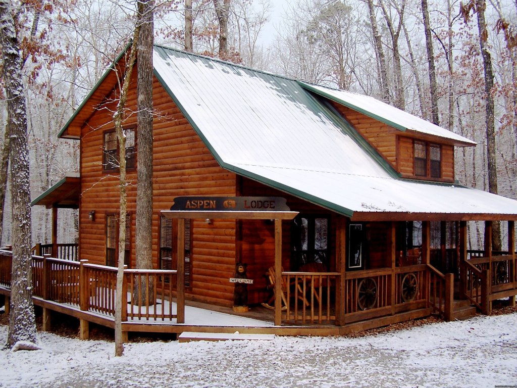 Aspen Lodge | Luxury Cabins at Beavers Bend Resort Park | Image #5/7 | 