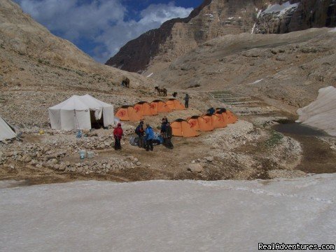 Base Camp-site in Seven lakes Plateau | Trekking Turkey; Taurus Mountains Cappadocia Trek | Image #4/16 | 