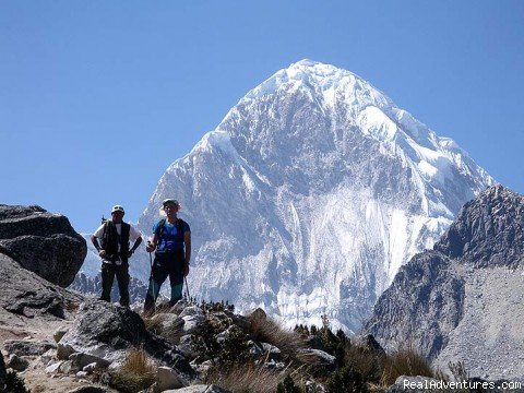 Cordillera Blanca Trekking | Hiking Trekking Climbing Tours Huaraz Peru | Image #2/11 | 