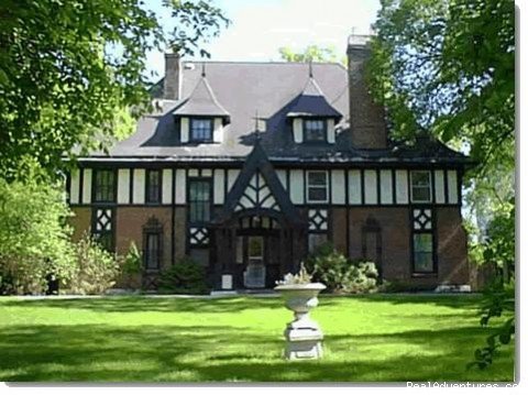 Summer at the River Gate Inn | River Gate Inn | Winnipeg, Manitoba  | Bed & Breakfasts | Image #1/2 | 