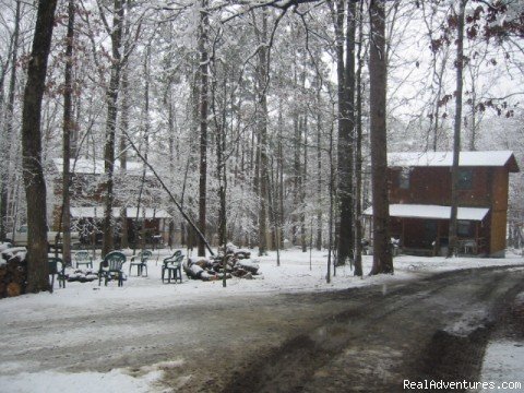 Last Resort Cabin Campground | Resort Cabin Rentals near Beavers Bend State Park | Image #3/16 | 