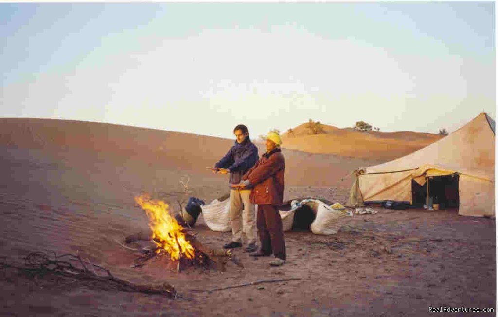 Sand Dunes of Merzouga | Tempete du Sud - Maroc | Image #3/4 | 