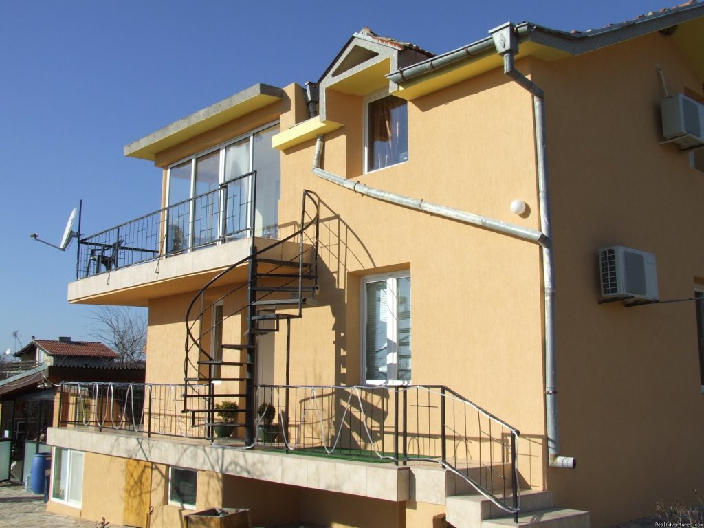 ALMAR VILLA GUEST HOUSE | Almar Bb Villa On The Fantastic Blacksea Coast | Image #2/7 | 