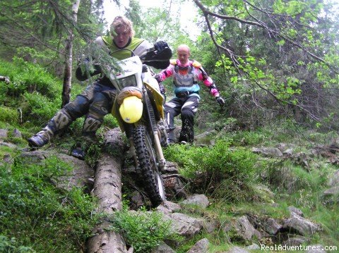 down we go | Explore rural Romania by ENDURO bike. | Image #3/13 | 