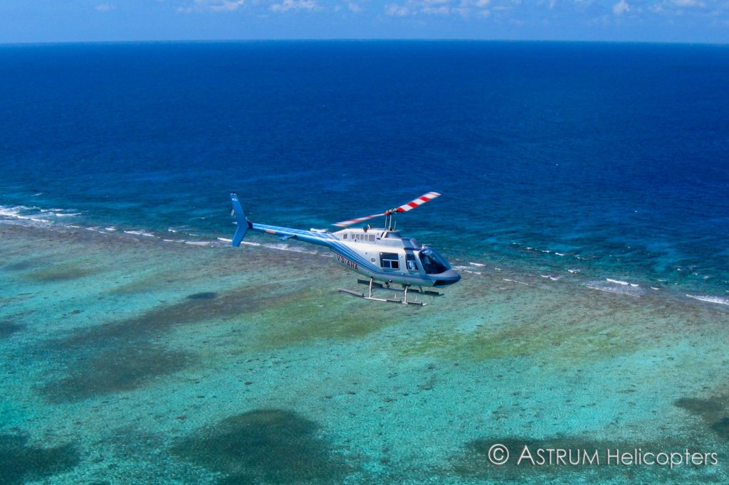 Bell Jetranger | Blue Hole & Turneffe Islands: Helicopter Tour | Image #9/9 | 