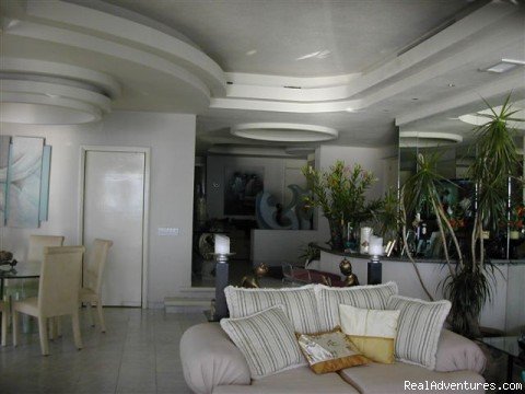 Magnificent Acapulco Beachfront Penthouse | Image #14/20 | 