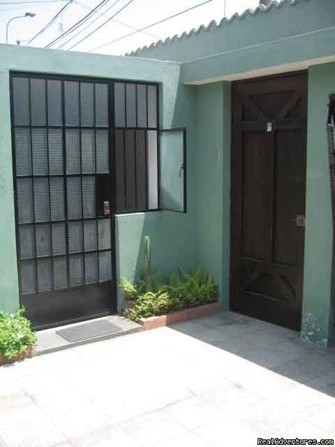 Room For Rent In Lima City (peru) - Surco District | Image #2/2 | 