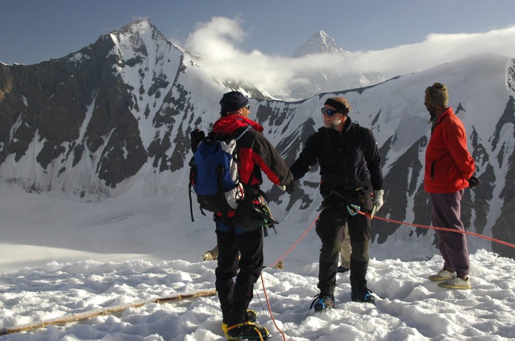 Gondogoro La | Hunza Guides | Image #2/3 | 