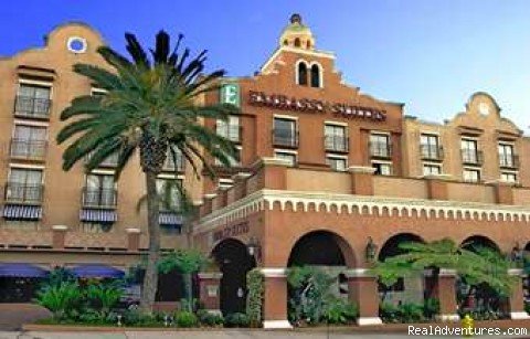 Embassy Suites LAX Exterior View | Embassy Suites Hotel Los Angeles | Los Angeles, California  | Hotels & Resorts | Image #1/1 | 